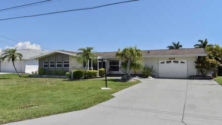 Blick auf die Villa Coral Sunshine - Traum Urlaub Florida 
