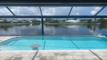 Hier können Sie im Pool einen kühlen Drink genießen  - Traum Urlaub Florida 