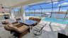 Überdachte Terrasse mit Essbereich, Loungemöbeln und traumhaftem Blick über Pool und Kanal. - Traum-Urlaub-Florida