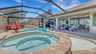 Pool, Spa, Außenküche und Lounge - der Terrassenbereich der Villa Coral Oaks lässt keine Wünsche offen. - Traum-Urlaub-Florida