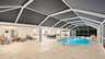 Beleuchteter Pool und Terrasse - eine gemütliche abendliche Atmosphäre - Traum-Urlaub-Florida
