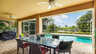Bei gutem Wetter - und das hat man in Florida meistens - kann man auf der überdachten Terrasse essen - Traum-Urlaub-Florida