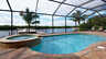 Die große Terrasse mit Südlage umfasst Pool und Spa, wo man den „Florida Lifestyle“ richtig genießen kann - Traum-Urlaub-Florida
